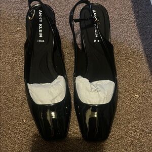 Anne Klein Black Heels Elegant Design